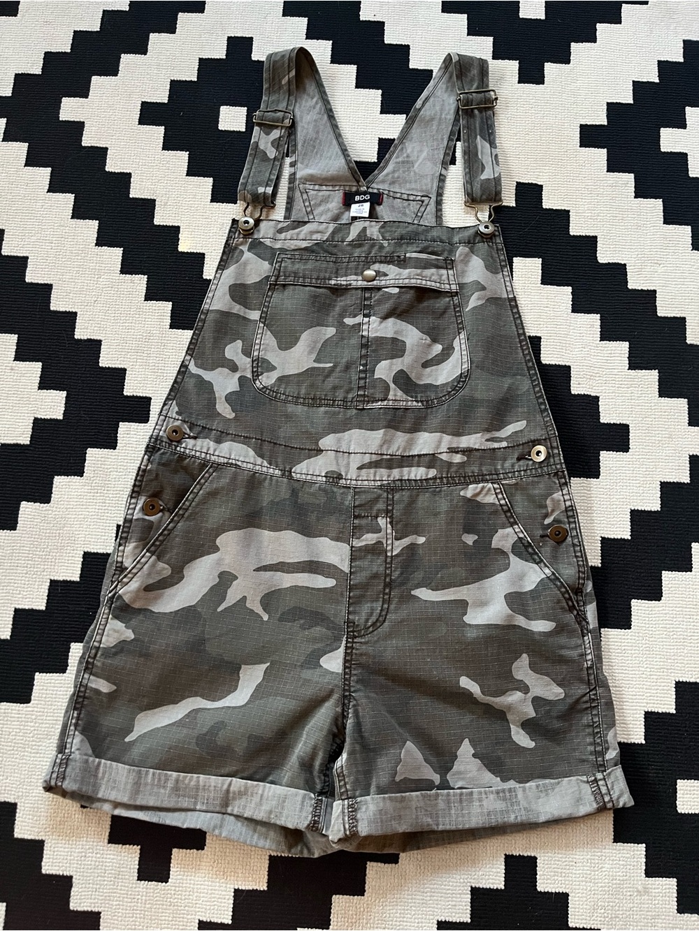 URBAN OUTFITTERS OVERALLS ❤️